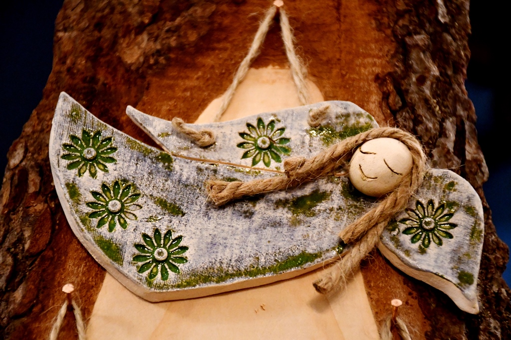 Tatanija – wyjątkowa pracownia w drewnie i ceramice.